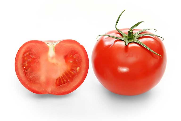 Cà chua trị mụn lưng và giúp da khỏe mạnh