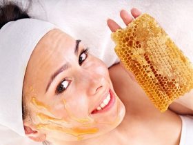 Trị mụn bọc bằng mật ong nguyên chất