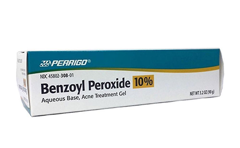 Sử dụng Benzoyl Peroxide bôi mụn