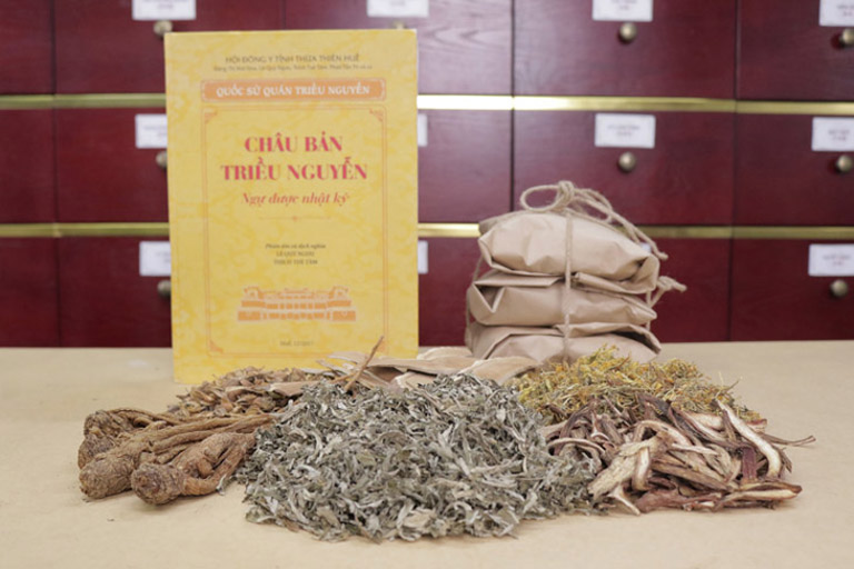 Liệu trình xử lý mụn thảo dược độc quyền Nhất Nam Hoàn Nguyên Bì đến từ Trung tâm Da liễu Đông y Việt Nam