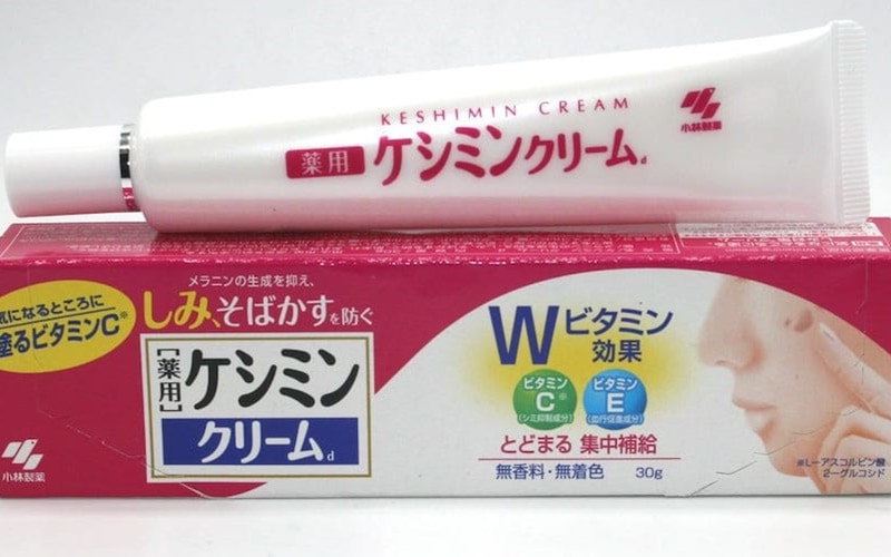 Kem Kobayashi Keshimin là một trong những loại kem trị nám tàn nhang của Nhật hiệu quả