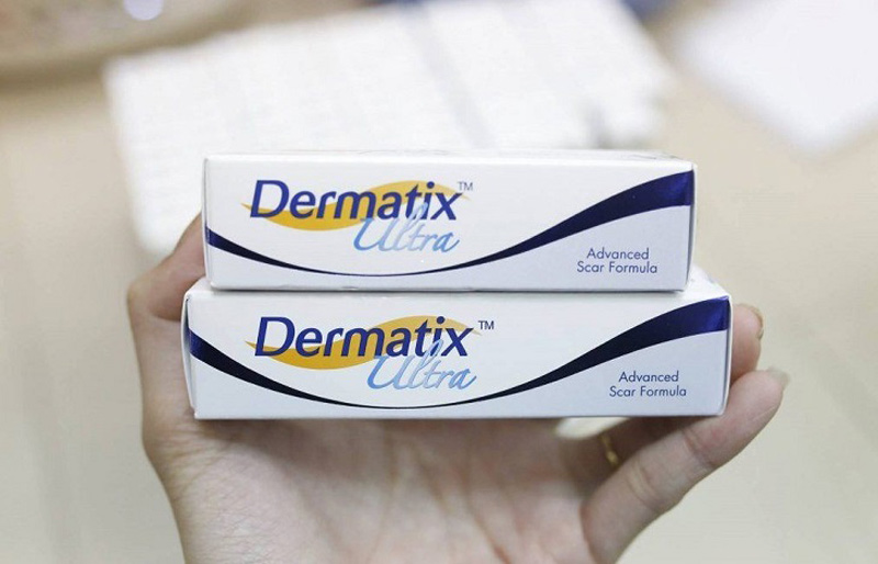 Tuýp kem Dermatix dùng trong điều trị mụn của Mỹ